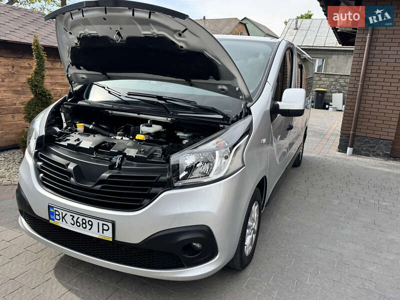 Минивэн Renault Trafic 2018 в Дубно