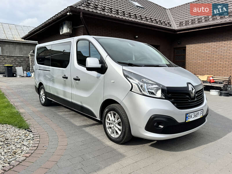 Минивэн Renault Trafic 2018 в Дубно
