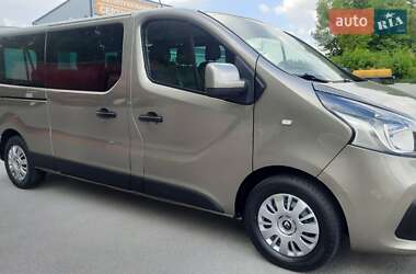 Мінівен Renault Trafic 2017 в 