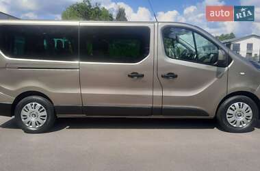 Мінівен Renault Trafic 2017 в 