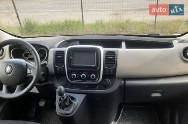 Мінівен Renault Trafic 2017 в 