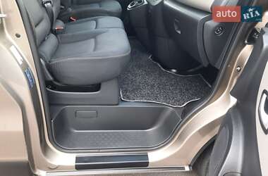 Мінівен Renault Trafic 2017 в 