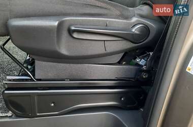 Мінівен Renault Trafic 2017 в 