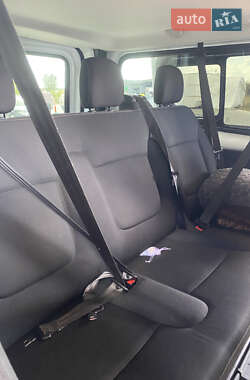 Минивэн Renault Trafic 2016 в 