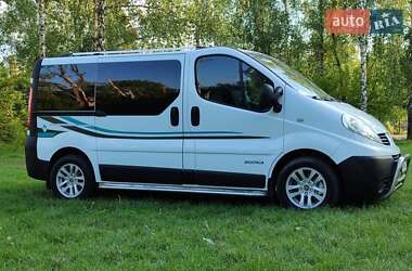 Минивэн Renault Trafic 2010 в 