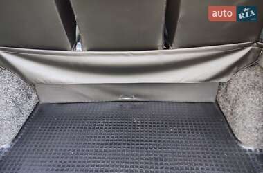 Минивэн Renault Trafic 2010 в 
