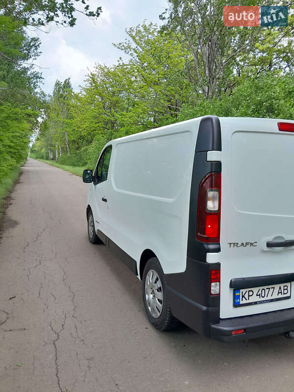 Грузовой фургон Renault Trafic 2016 в Запорожье