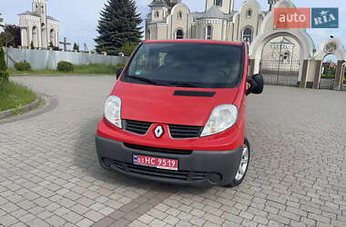 Грузовой фургон Renault Trafic 2014 в 