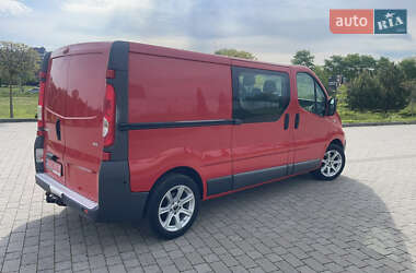 Грузовой фургон Renault Trafic 2014 в 