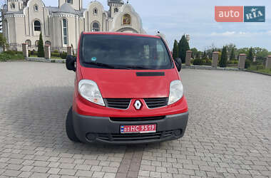 Грузовой фургон Renault Trafic 2014 в 