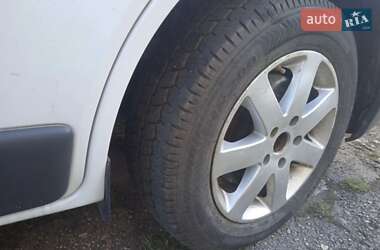 Другие автобусы Renault Trafic 2010 в 