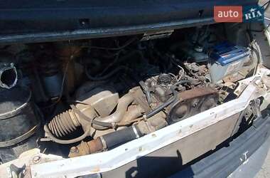 Грузовой фургон Renault Trafic 1990 в 