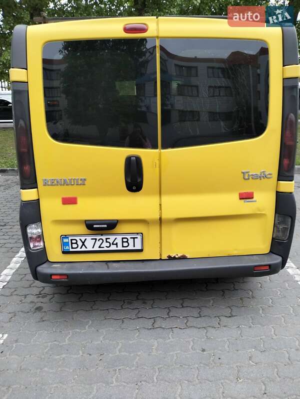 Грузовой фургон Renault Trafic 2003 в Хмельницком фото 3 Грузовой фургон Renault Trafic 2003 в Хмельницком