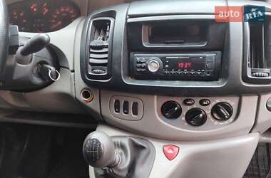 Грузовой фургон Renault Trafic 2005 в 