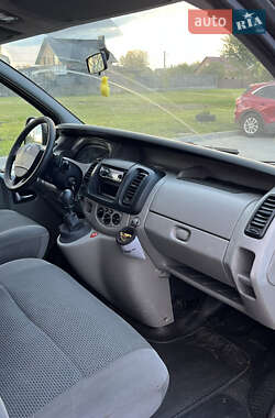 Минивэн Renault Trafic 2007 в 