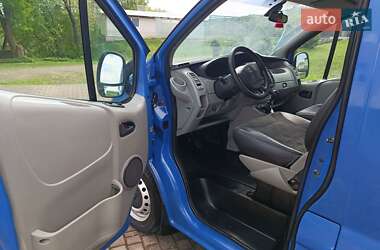 Мінівен Renault Trafic 2011 в 