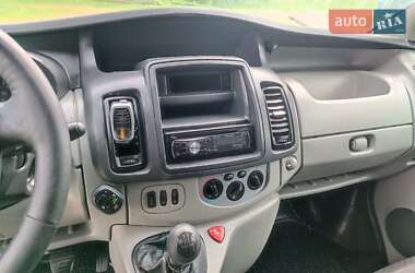 Мінівен Renault Trafic 2011 в 