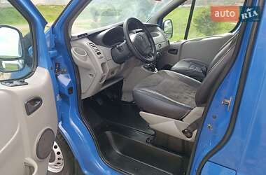 Мінівен Renault Trafic 2011 в 