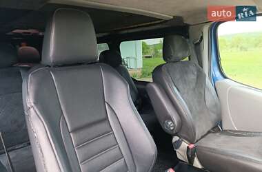 Мінівен Renault Trafic 2011 в 
