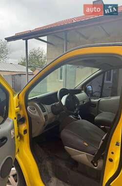 Минивэн Renault Trafic 2005 в 