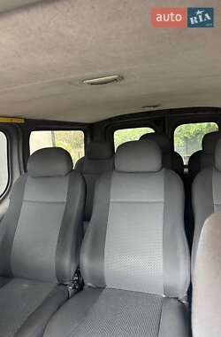 Минивэн Renault Trafic 2005 в 