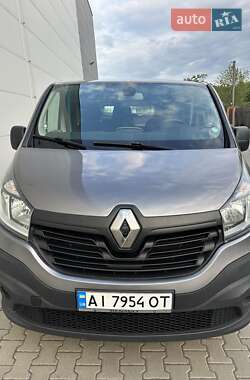 Грузовой фургон Renault Trafic 2015 в 