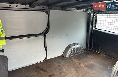 Грузовой фургон Renault Trafic 2015 в 