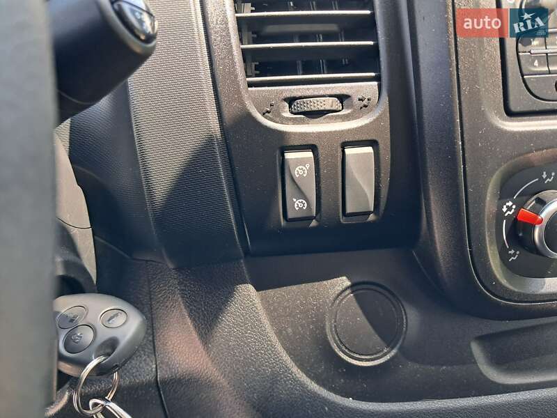 Грузовой фургон Renault Trafic 2020 в Одессе