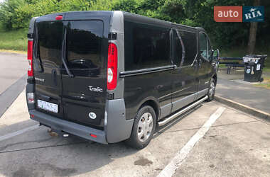 Минивэн Renault Trafic 2014 в 