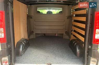 Минивэн Renault Trafic 2012 в 