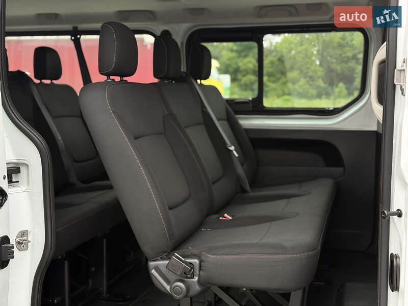 Мінівен Renault Trafic 2015 в Радивиліві