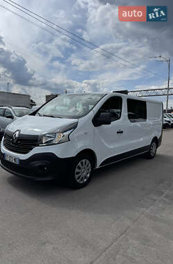 Грузопассажирский фургон Renault Trafic 2018 в 