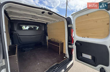 Грузопассажирский фургон Renault Trafic 2018 в 