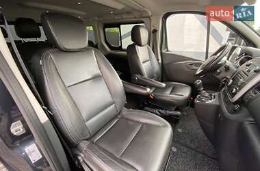 Минивэн Renault Trafic 2018 в 