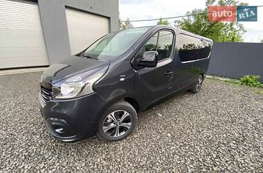 Минивэн Renault Trafic 2018 в 
