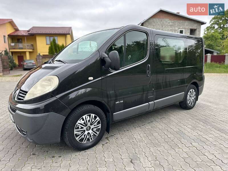 Минивэн Renault Trafic 2007 в Стрые