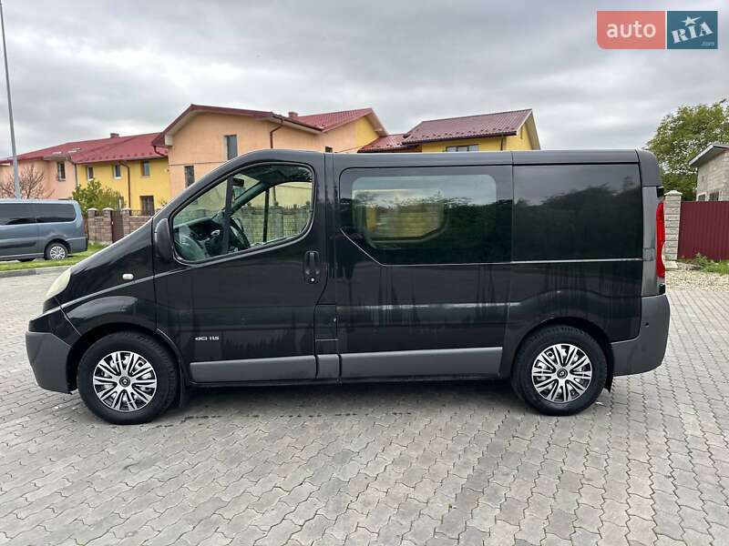 Минивэн Renault Trafic 2007 в Стрые