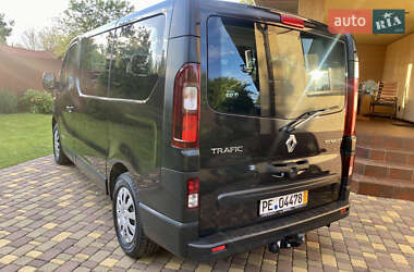 Мінівен Renault Trafic 2016 в 