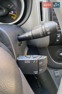 Мінівен Renault Trafic 2016 в 