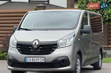 Мінівен Renault Trafic 2015 в 