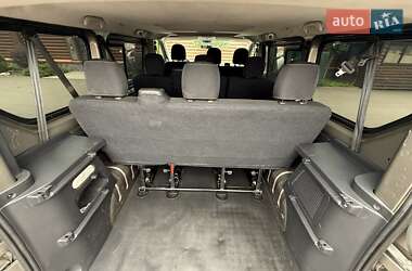 Мінівен Renault Trafic 2015 в 