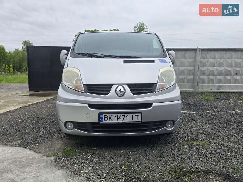 Минивэн Renault Trafic 2010 в Костополе
