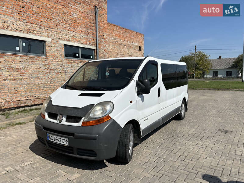 Минивэн Renault Trafic 2005 в 