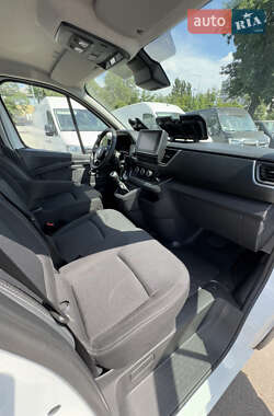 Грузовой фургон Renault Trafic 2021 в 