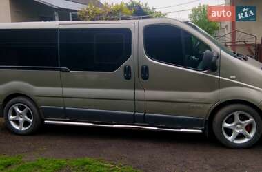 Минивэн Renault Trafic 2008 в Великих Мостах