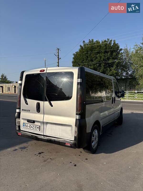 Мінівен Renault Trafic 2002 в Олександрії фото 2 Мінівен Renault Trafic 2002 в Олександрії