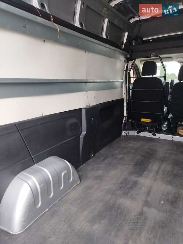 Грузовой фургон Renault Trafic 2020 в Житомире