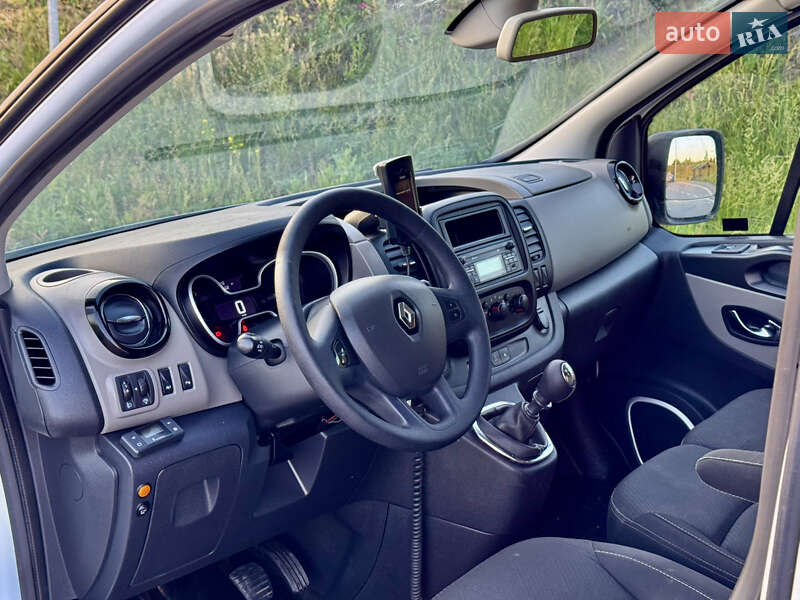 Грузовой фургон Renault Trafic 2016 в Полтаве