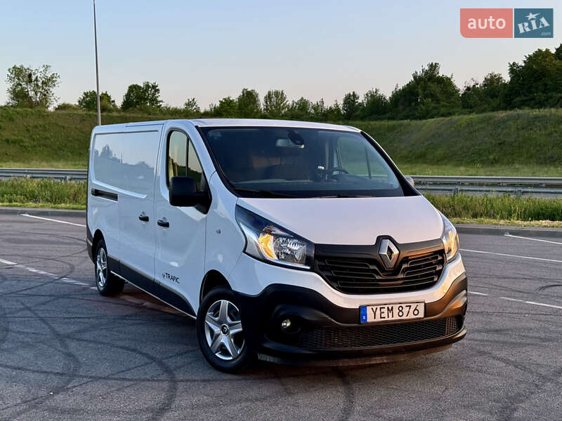 Грузовой фургон Renault Trafic 2016 в Полтаве