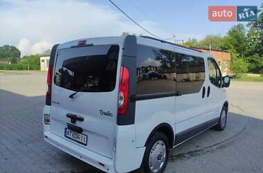 Минивэн Renault Trafic 2010 в 